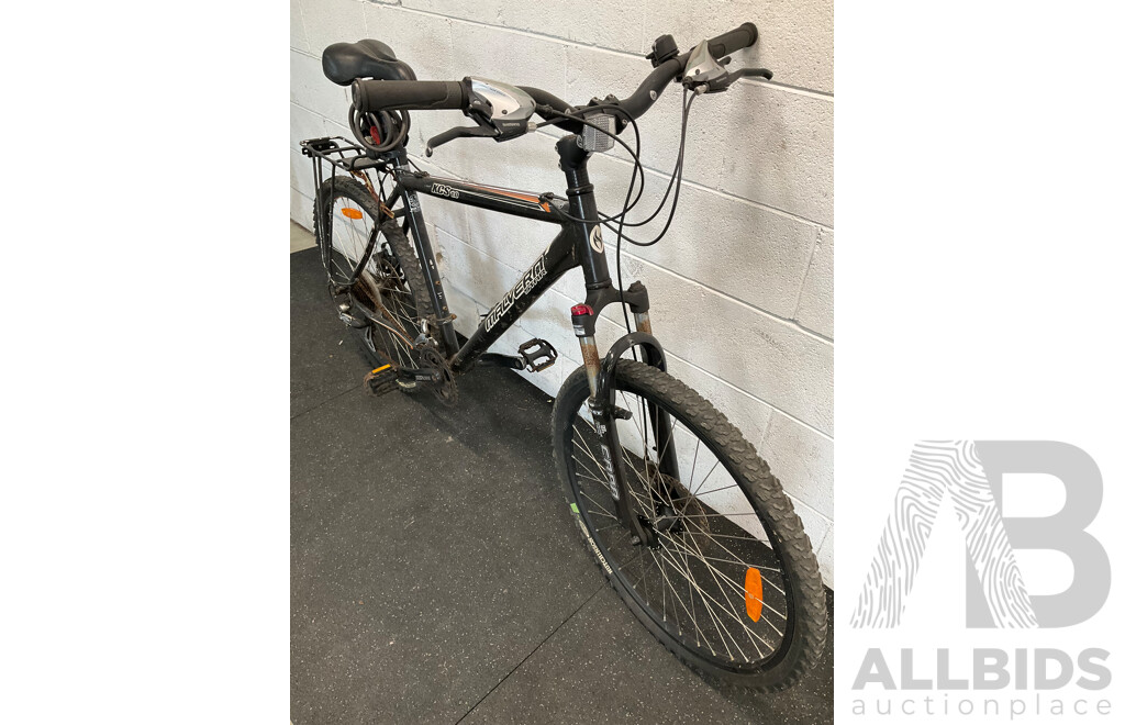 MALVERN Star KCS 10 Size L Mountain Bike