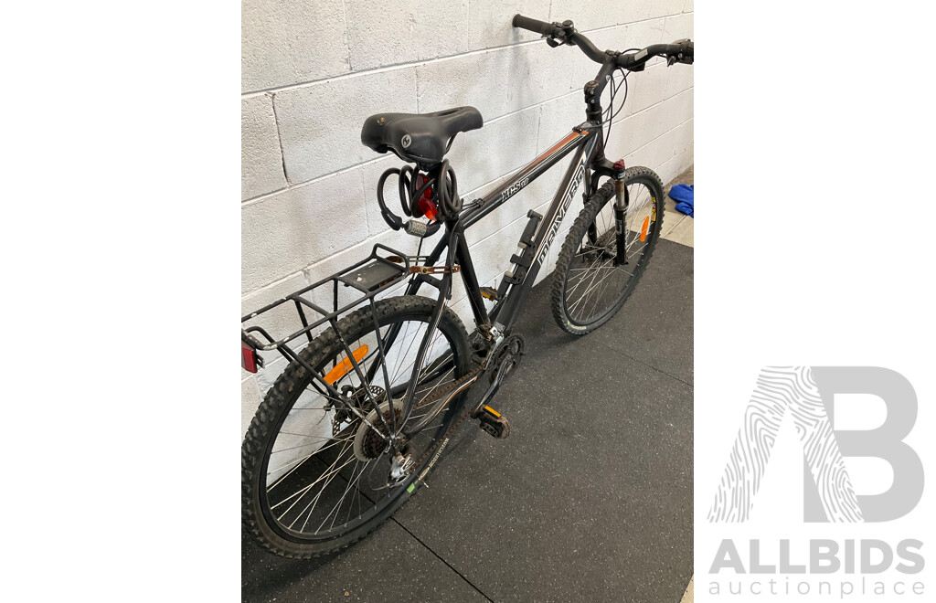 MALVERN Star KCS 10 Size L Mountain Bike