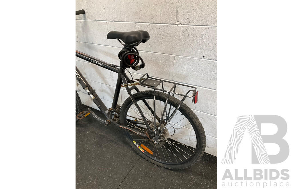 MALVERN Star KCS 10 Size L Mountain Bike
