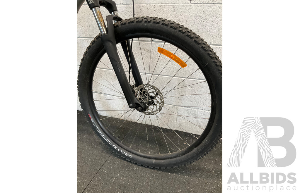SPECIALIZED Pitch Size S Mountain Bike