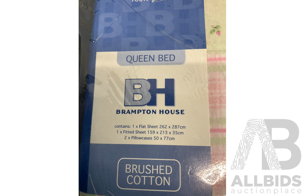 Flannelette Queen Sheet Set and Plain Dyed Queen Pink Sheet Set - Lot of 2
