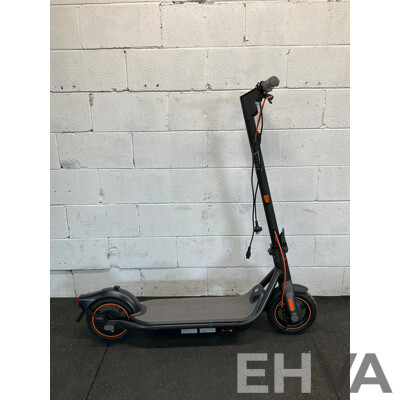 Segway Ninebot Kickscooter F65l Electric Scooter - Black