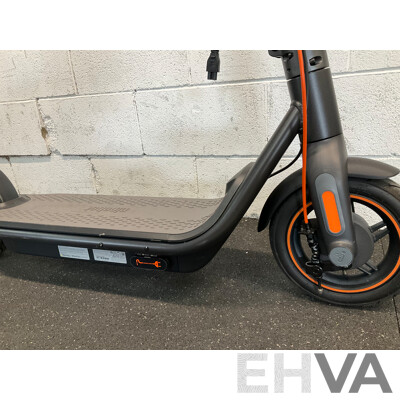 Segway Ninebot Kickscooter F65l Electric Scooter - Black