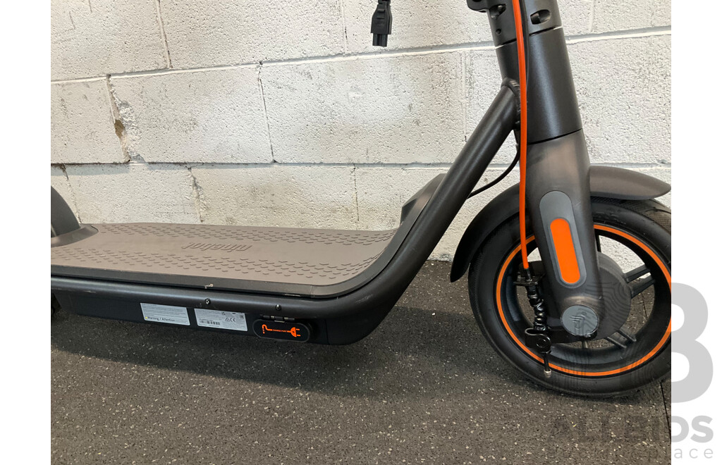Segway Ninebot Kickscooter F65l Electric Scooter - Black