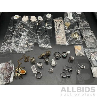 Assorted Costume Jewellery - Lot of 26