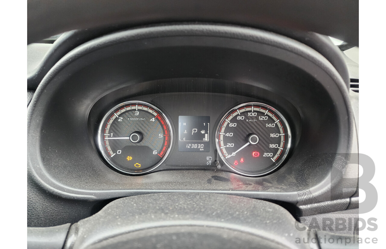 08/2021 Mitsubishi Triton GLX (4x2) MR MY21 C/Chas White 2.4L