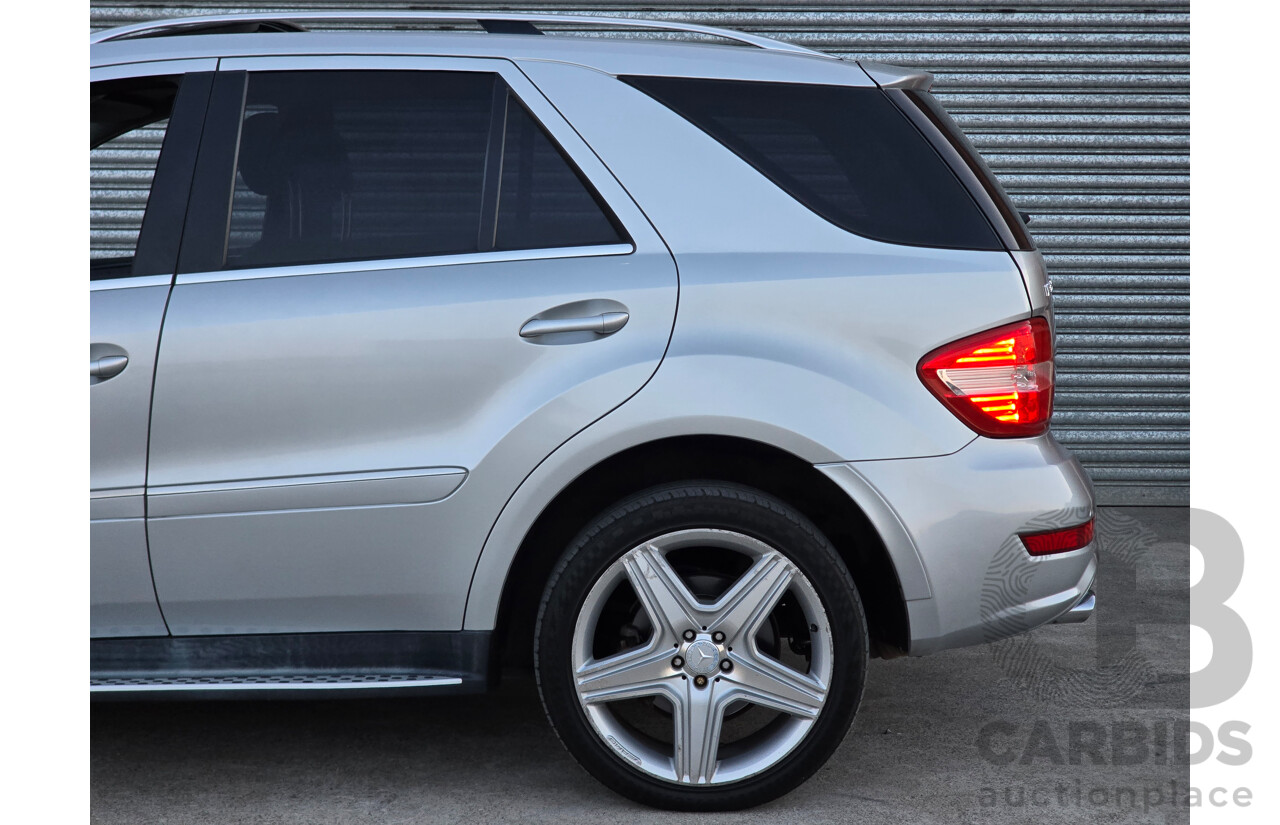 03/2011 Mercedes Benz ML350 CDI AMG Sports (4x4) 164 MY11 4d Wagon Iridium Silver Metallic Turbo Diesel V6 3.0L