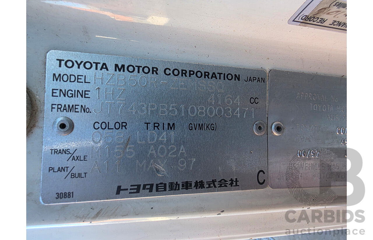 06/1997 Toyota Coaster Bus 4.2L HZB50R White - RV Project