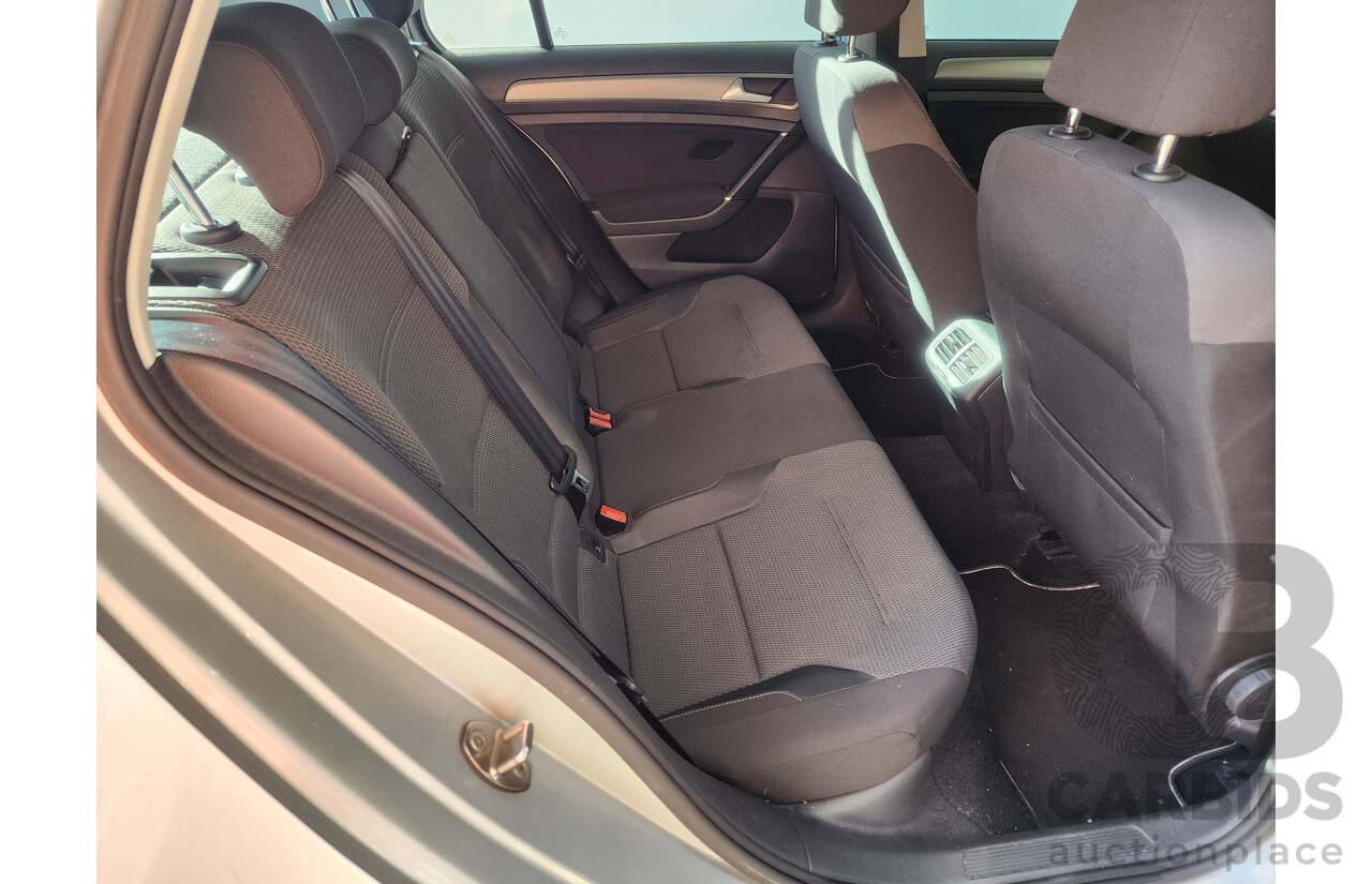 10/2014 Volkswagen Golf 90 TSI AU MY15 5d Hatchback Silver 1.4L