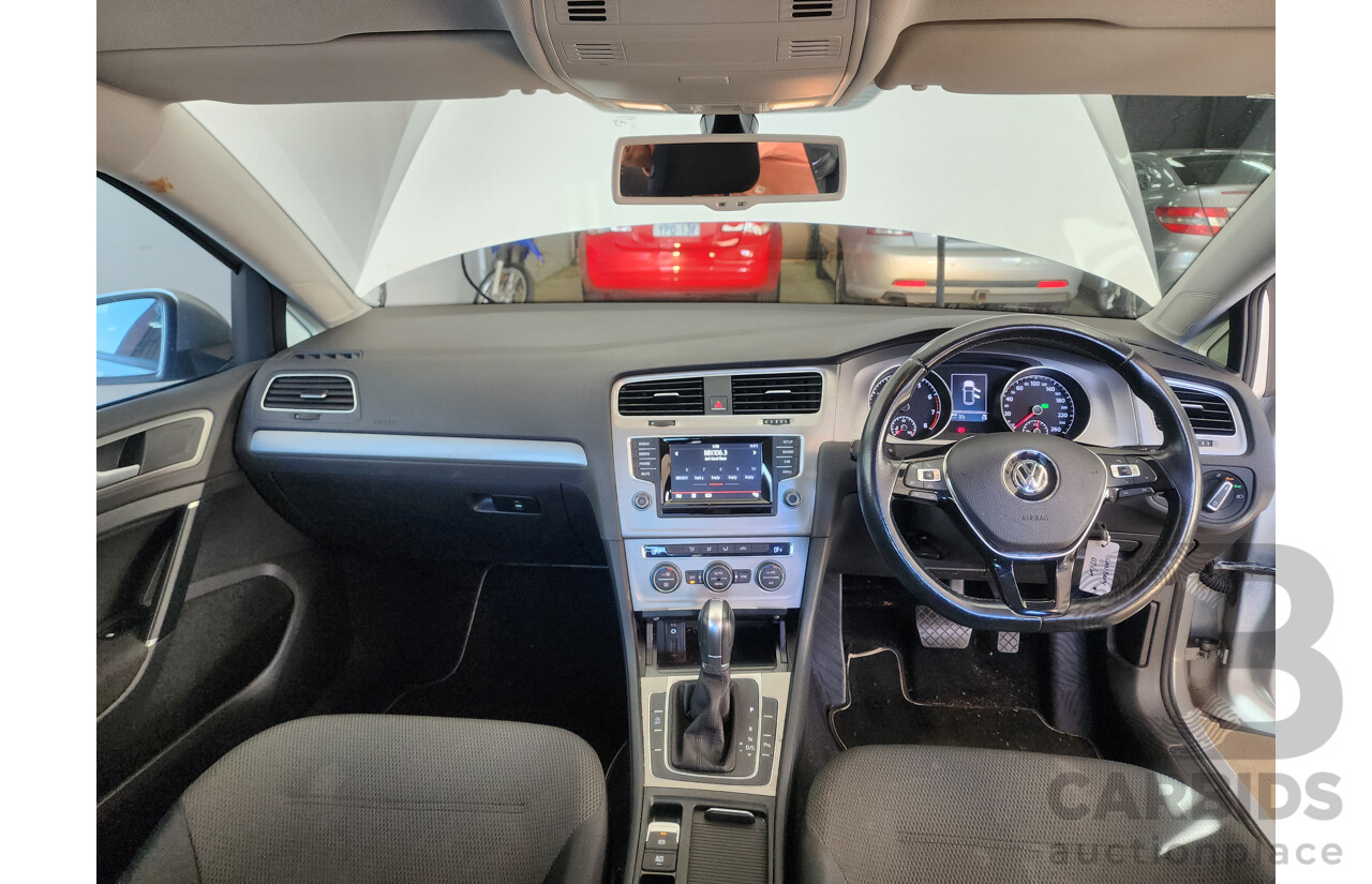 10/2014 Volkswagen Golf 90 TSI AU MY15 5d Hatchback Silver 1.4L