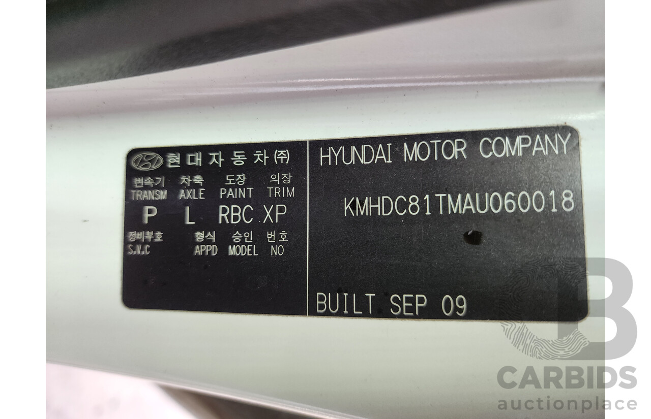10/2009 Hyundai i30 cw SLX 1.6 CRDi FD MY09 4d Wagon White 1.6L