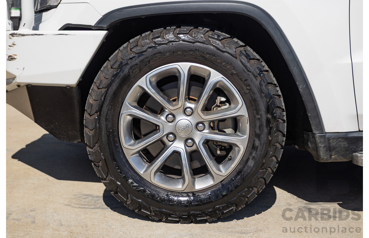 12/2013 Jeep Grand Cherokee Limited (4x4) WK MY13 4d Wagon Bright White Turbo Diesel 3.0L