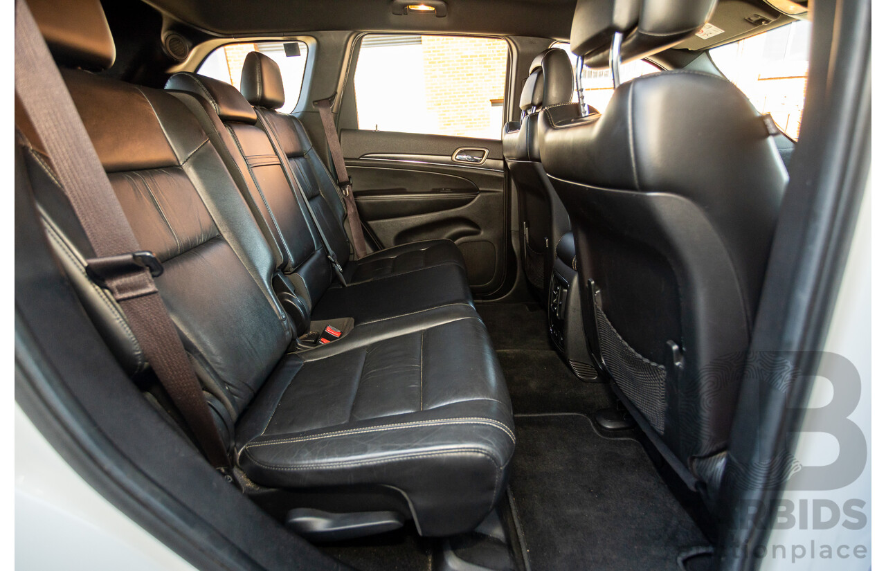 12/2013 Jeep Grand Cherokee Limited (4x4) WK MY13 4d Wagon Bright White Turbo Diesel 3.0L