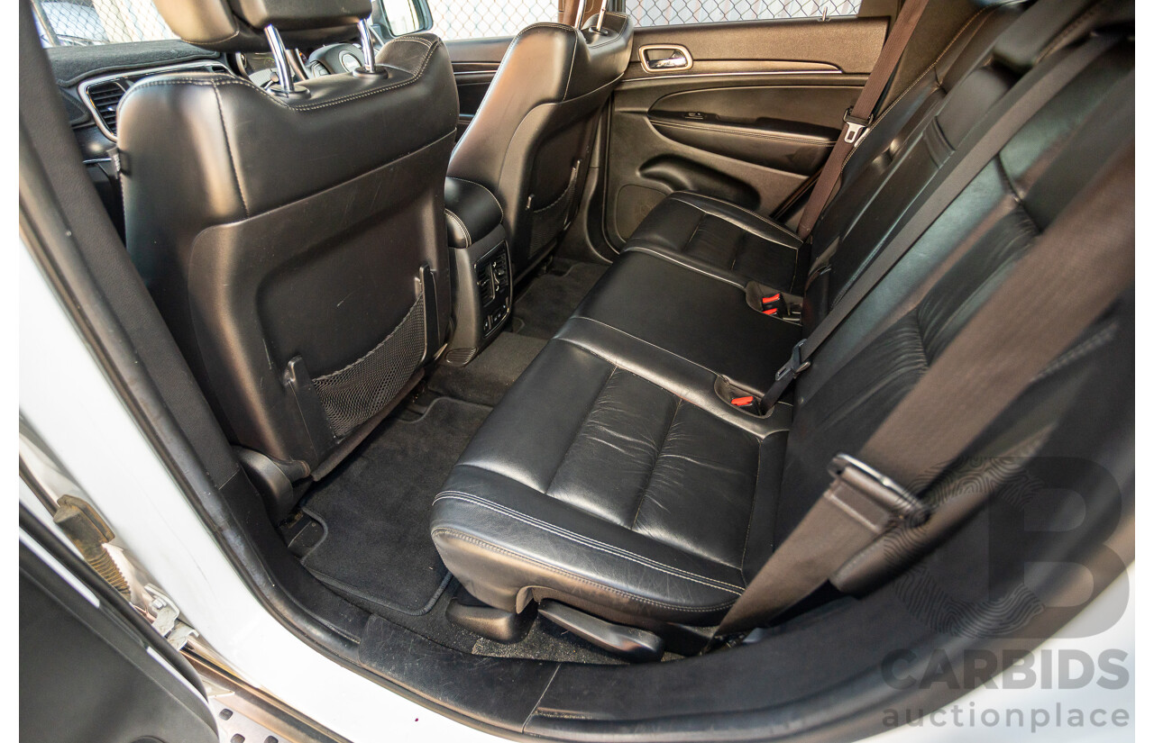 12/2013 Jeep Grand Cherokee Limited (4x4) WK MY13 4d Wagon Bright White Turbo Diesel 3.0L