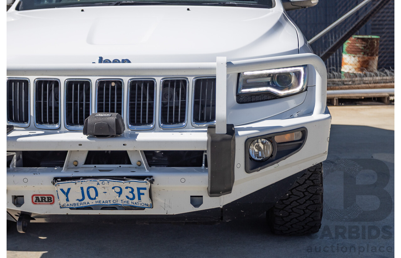 12/2013 Jeep Grand Cherokee Limited (4x4) WK MY13 4d Wagon Bright White Turbo Diesel 3.0L