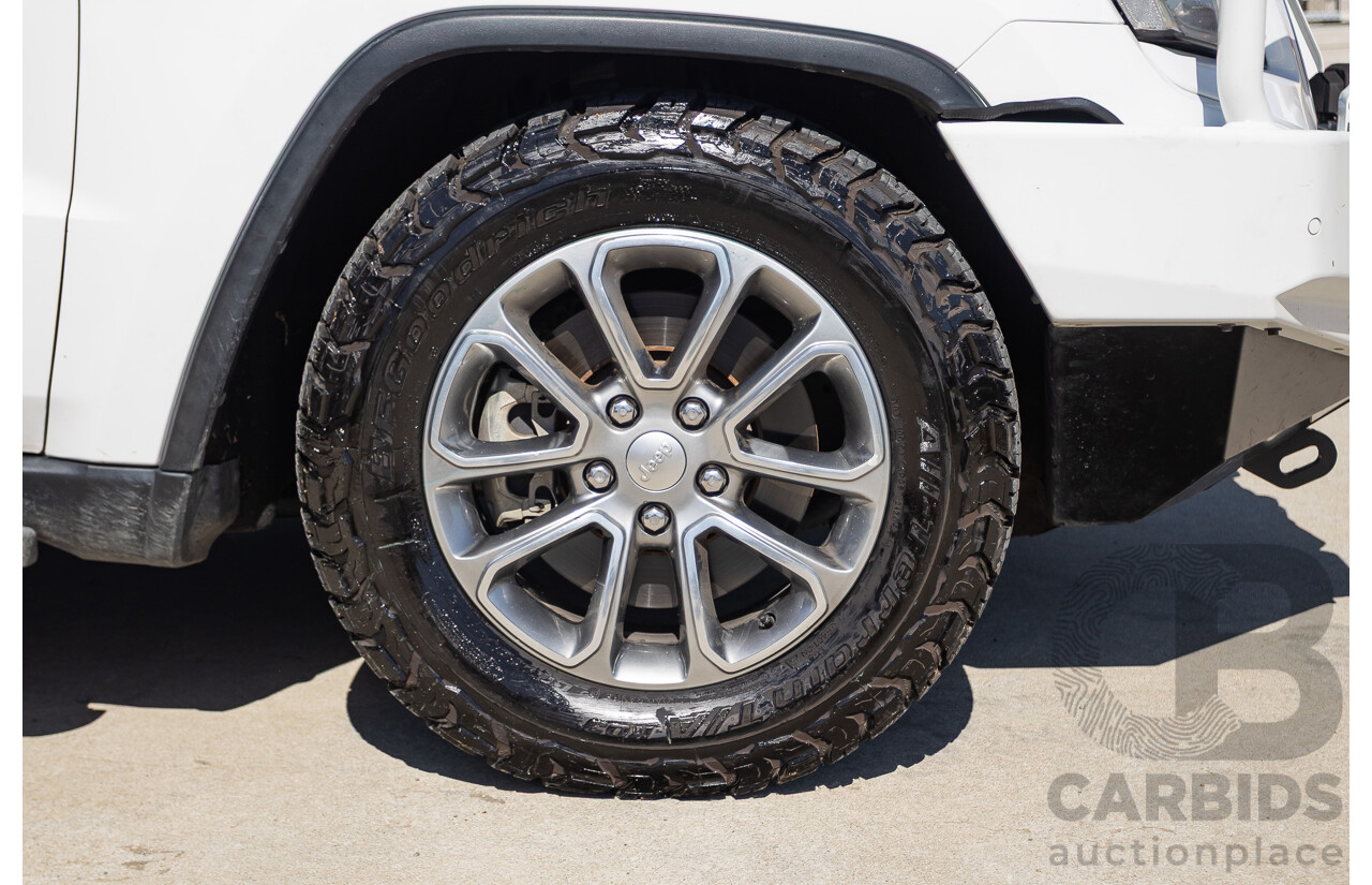 12/2013 Jeep Grand Cherokee Limited (4x4) WK MY13 4d Wagon Bright White Turbo Diesel 3.0L