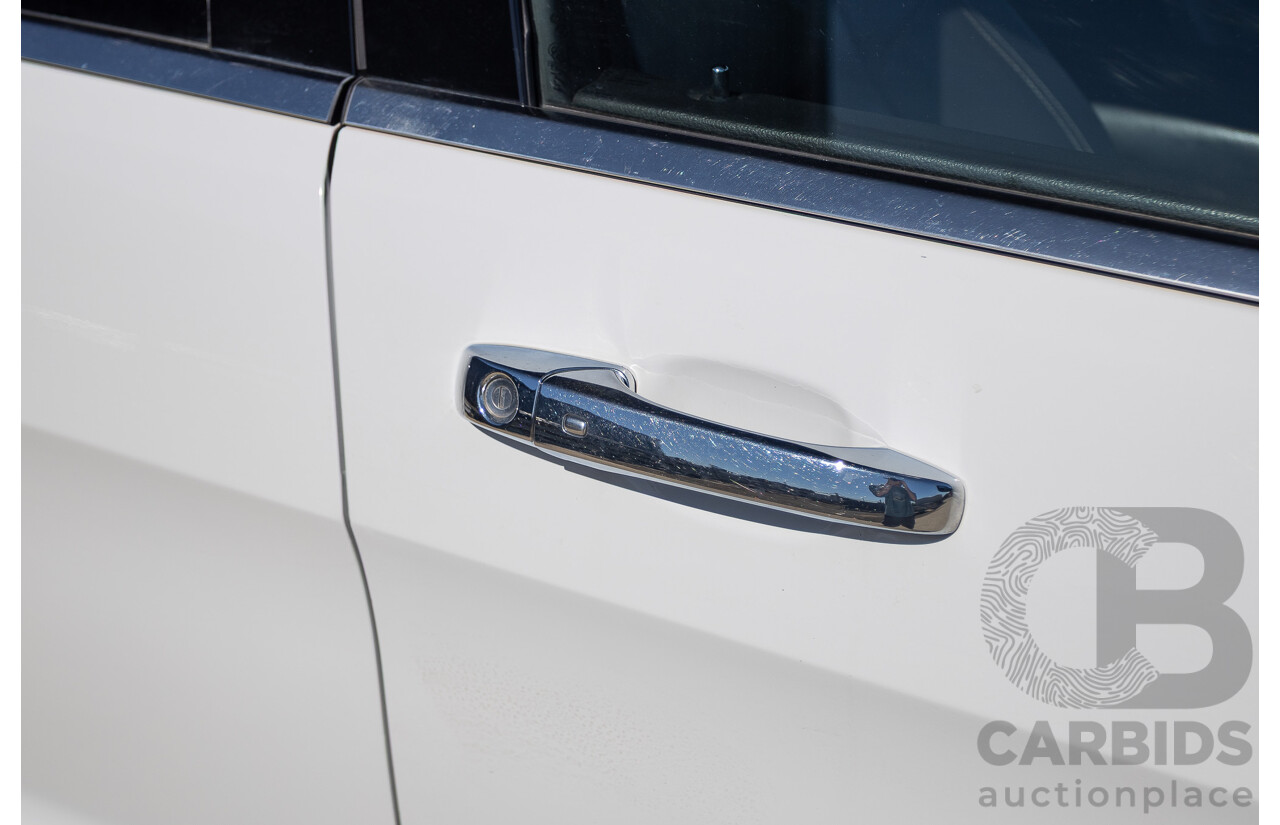 12/2013 Jeep Grand Cherokee Limited (4x4) WK MY13 4d Wagon Bright White Turbo Diesel 3.0L