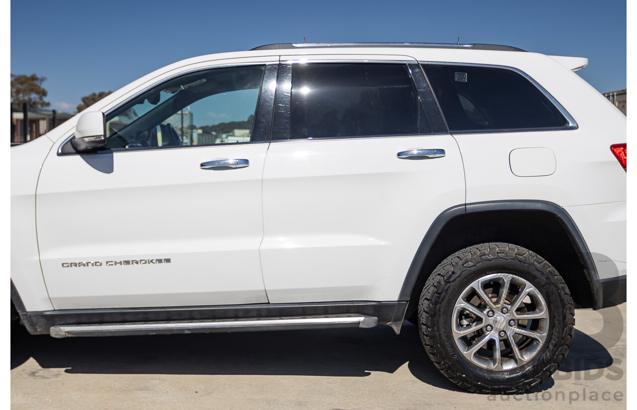 12/2013 Jeep Grand Cherokee Limited (4x4) WK MY13 4d Wagon Bright White Turbo Diesel 3.0L