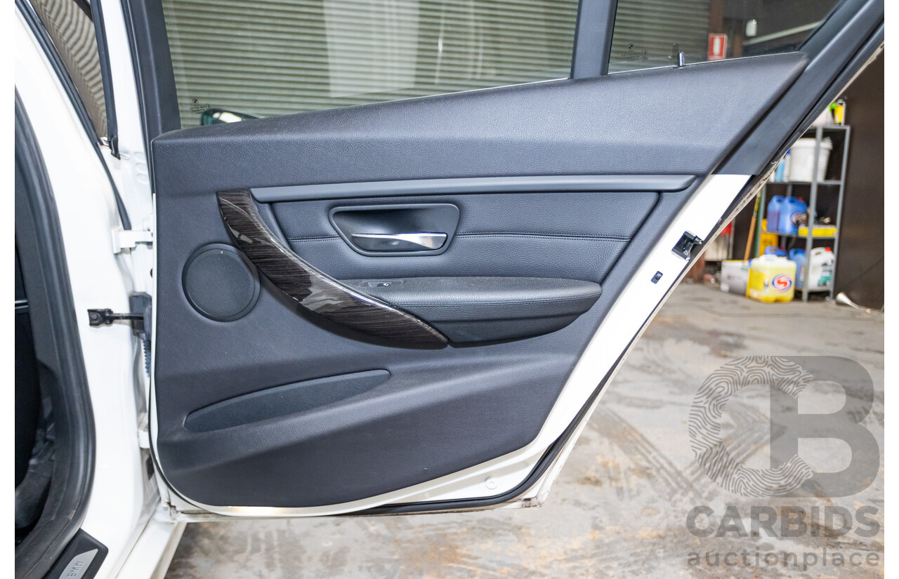 05/2012 BMW 328i Luxury Line F30 4D Sedan White 2.0L