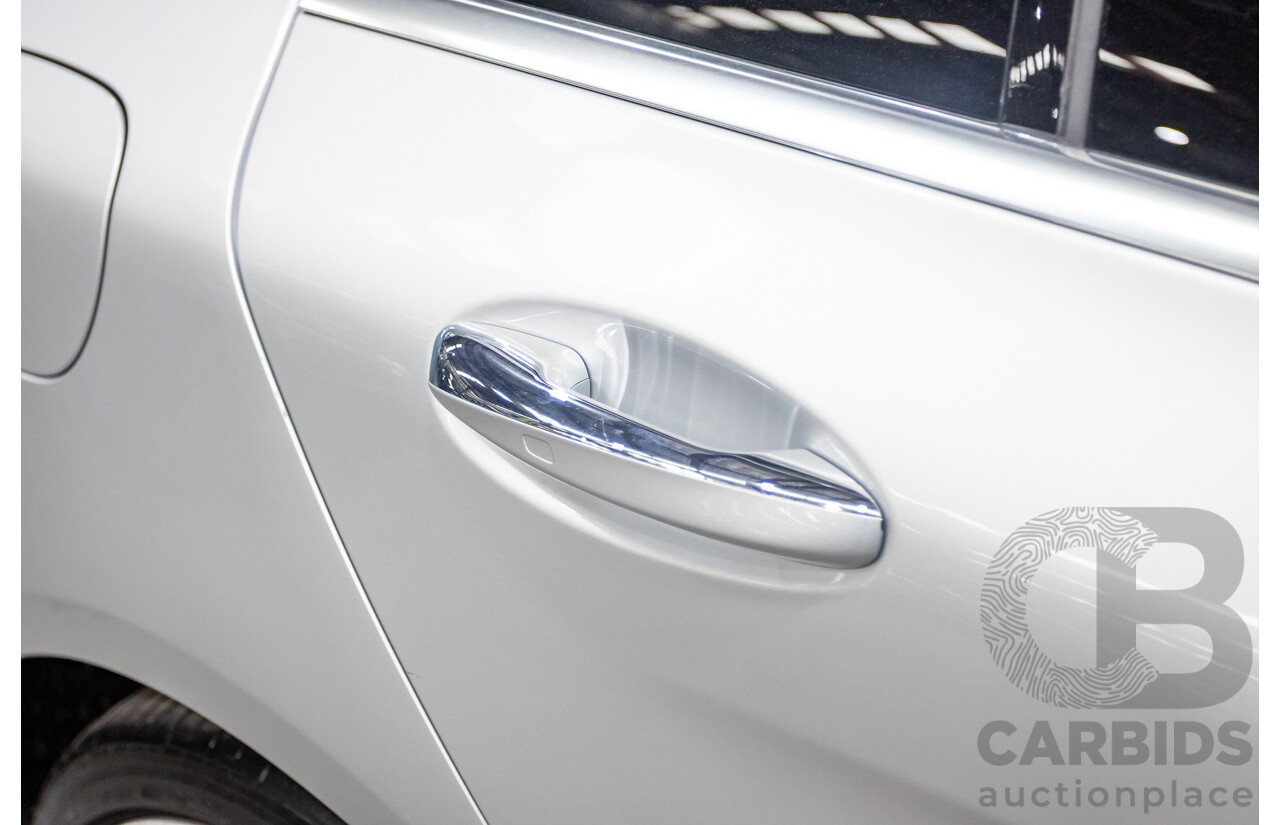 01/2015 Mercedes-Benz C250 205 4D Sedan Iridium Silver Metallic Turbo 2.0L