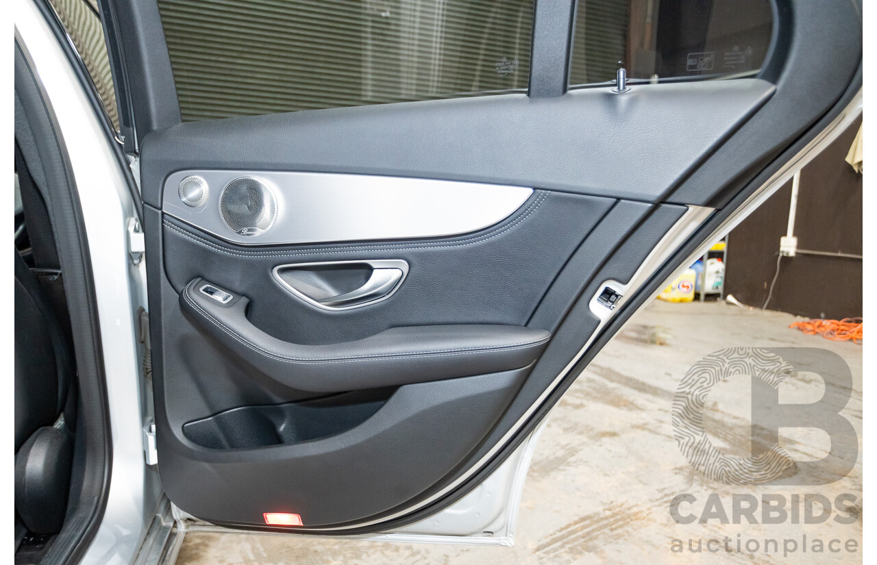 01/2015 Mercedes-Benz C250 205 4D Sedan Iridium Silver Metallic Turbo 2.0L