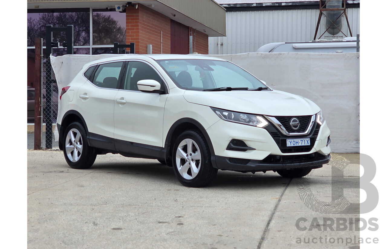 10/2018 Nissan Qashqai ST J11 MY18 4D Wagon White 2.0L