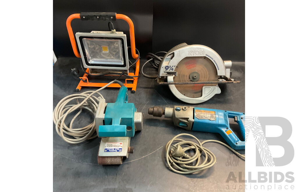 RYOBI, MAKITA Corded Power Tools & ARLEC WLED30 Worklight - Lot of 4