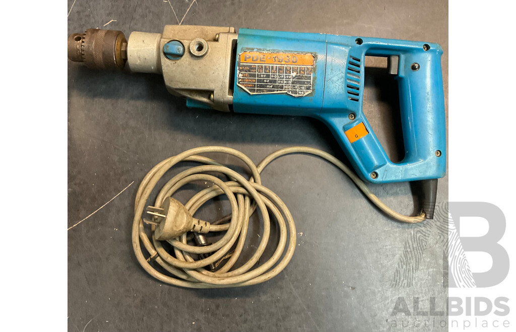 RYOBI, MAKITA Corded Power Tools & ARLEC WLED30 Worklight - Lot of 4