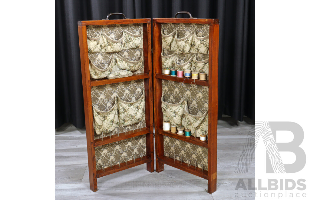 Good Art Deco Fitted Sewing Caddy