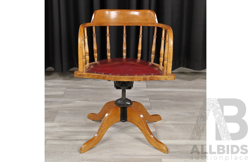 Nicely Restored Oak Captains Chair