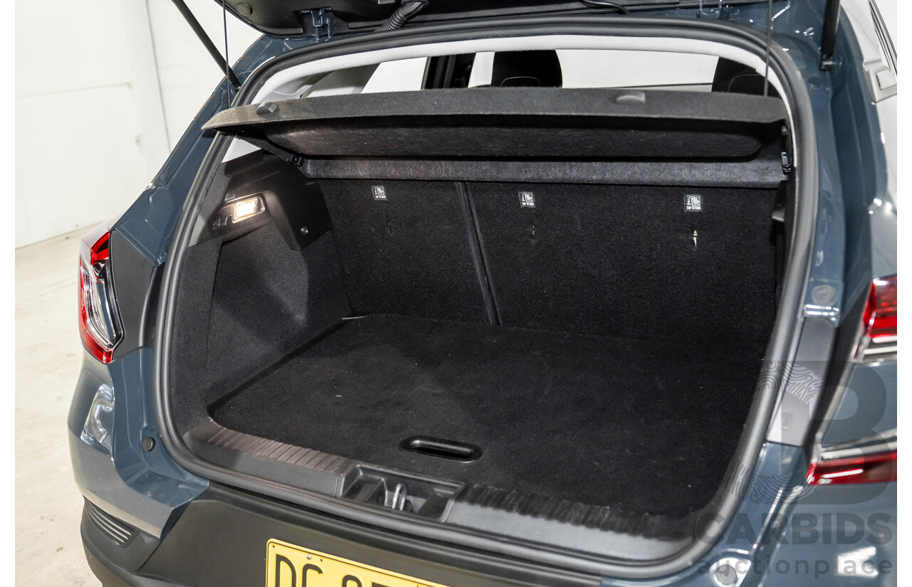 01/2023 Renault Captur Life (FWD) XJB MY23 4d Wagon Smokey Blue Turbo 1.3L