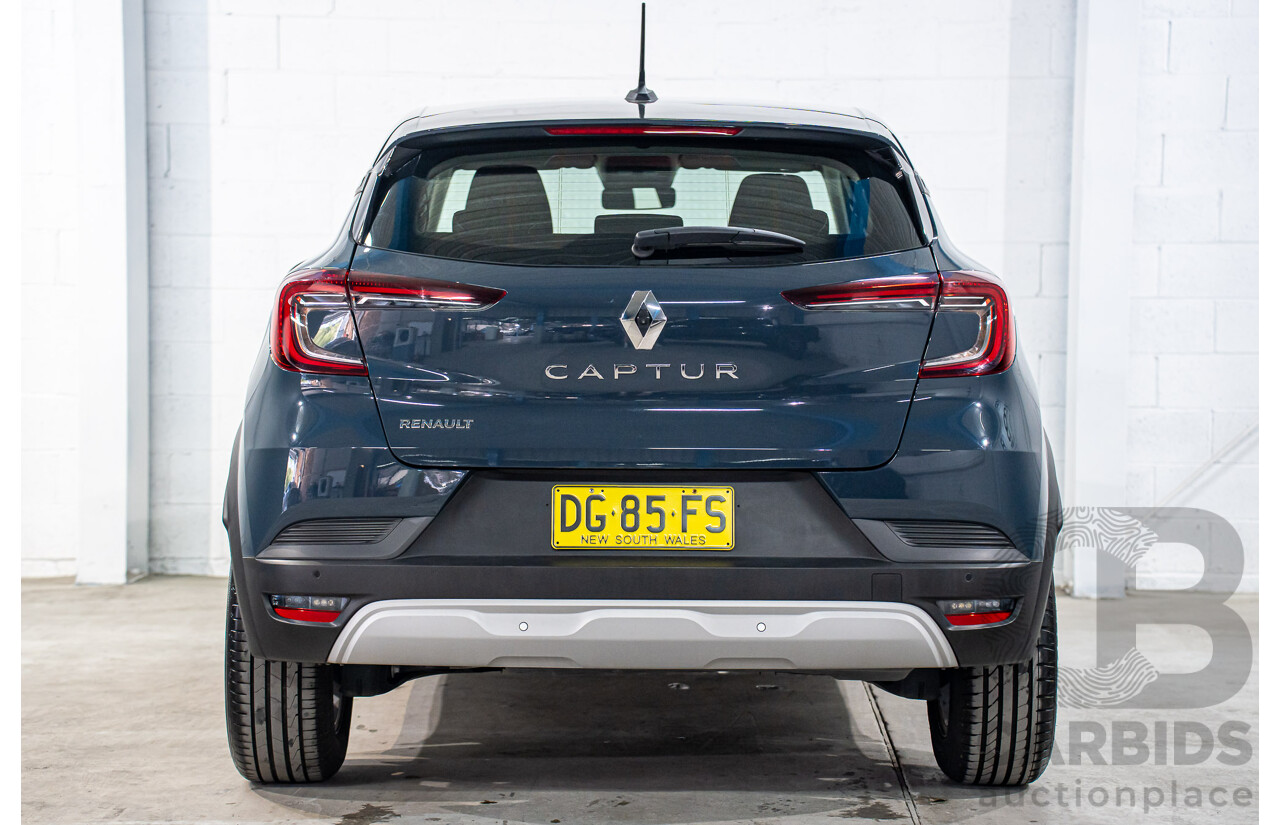 01/2023 Renault Captur Life (FWD) XJB MY23 4d Wagon Smokey Blue Turbo 1.3L