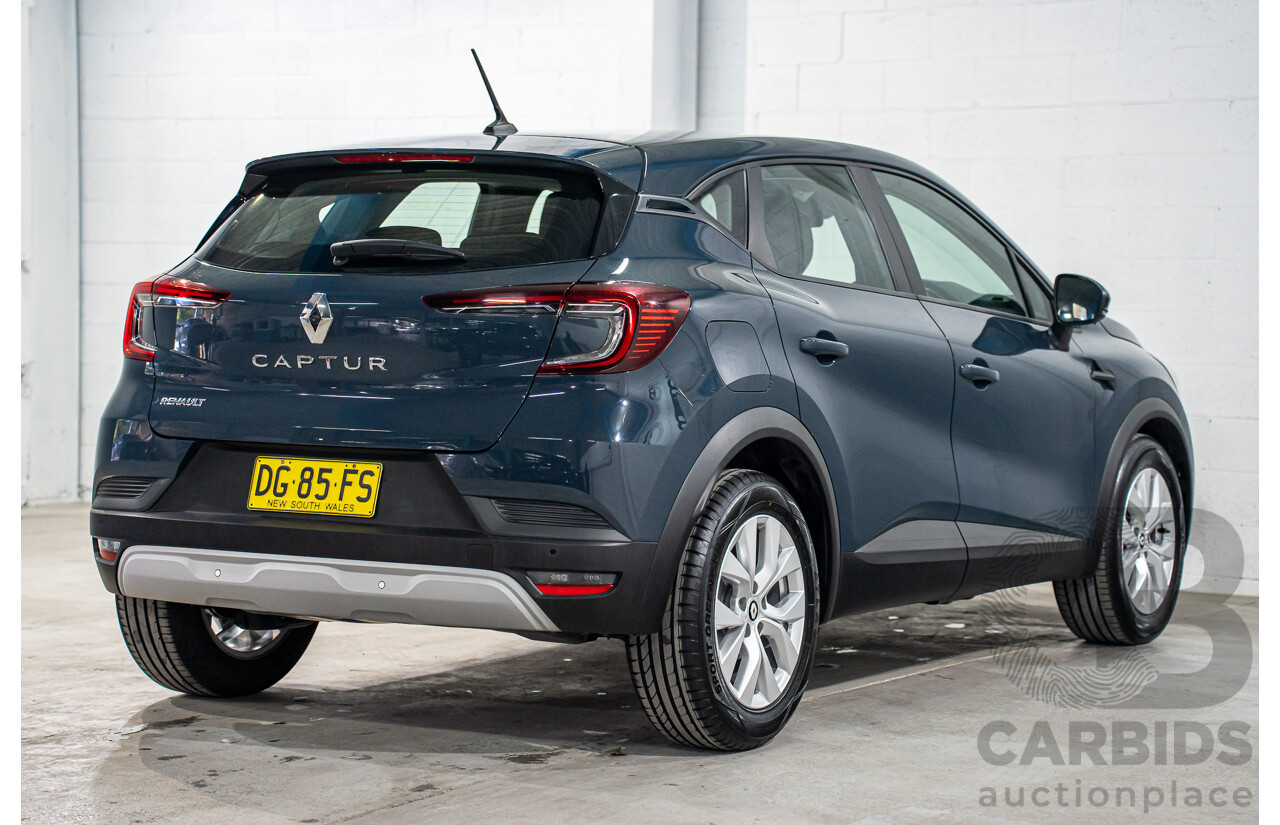 01/2023 Renault Captur Life (FWD) XJB MY23 4d Wagon Smokey Blue Turbo 1.3L