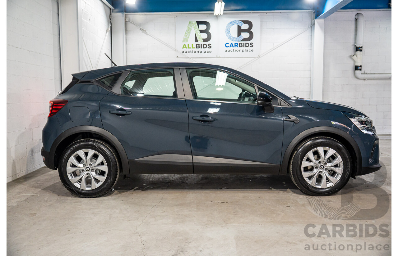 01/2023 Renault Captur Life (FWD) XJB MY23 4d Wagon Smokey Blue Turbo 1.3L
