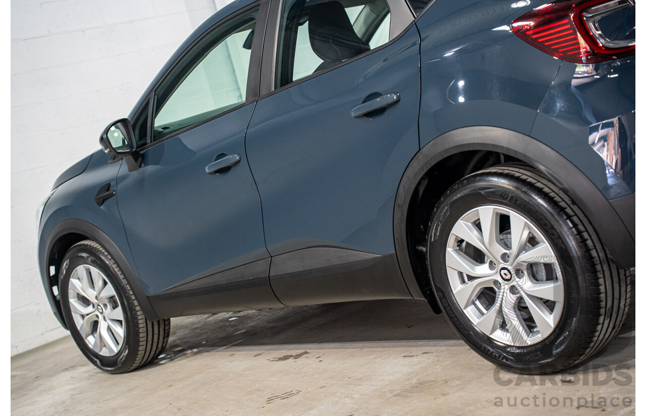 01/2023 Renault Captur Life (FWD) XJB MY23 4d Wagon Smokey Blue Turbo 1.3L