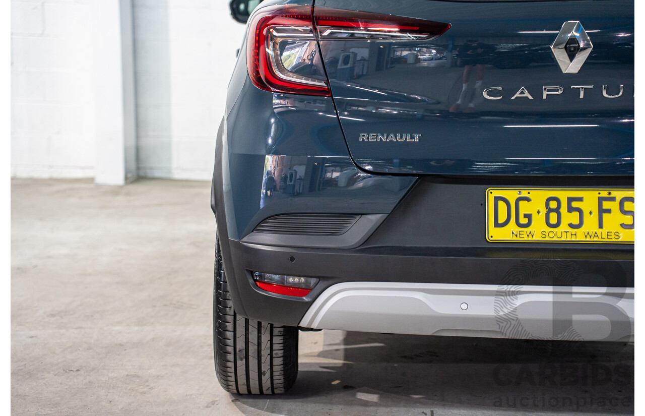 01/2023 Renault Captur Life (FWD) XJB MY23 4d Wagon Smokey Blue Turbo 1.3L