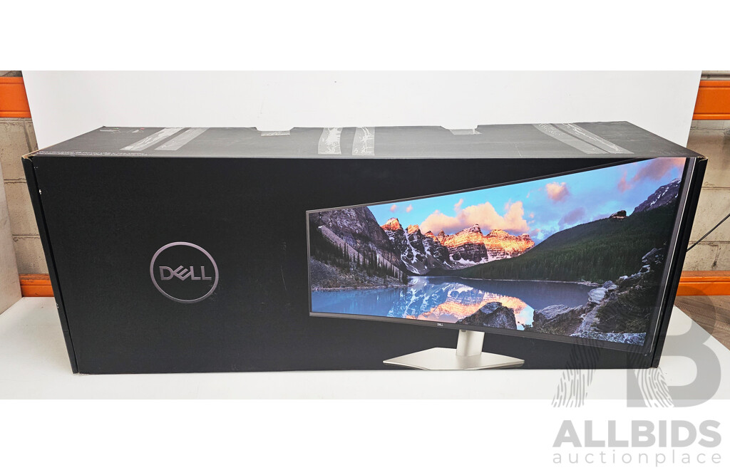 Dell Ultrasharp (U4924DW) 49-Inch DQHD (5210 X 1440) USB-C Hub IPS Curved Monitor