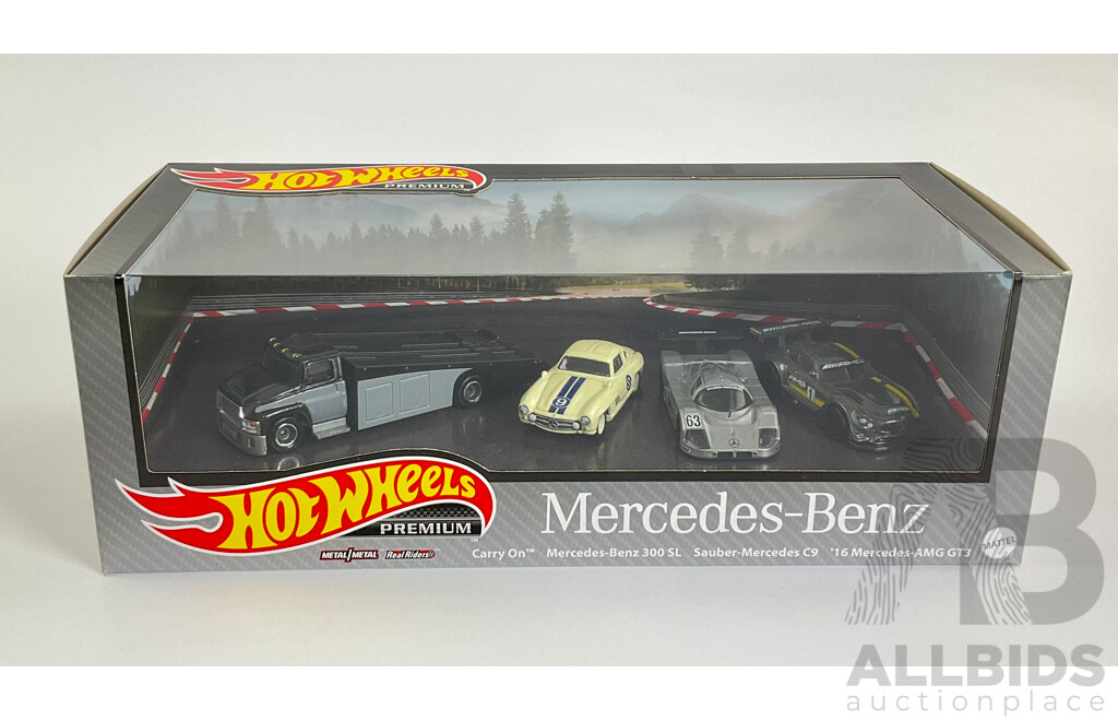 Boxed Hot Wheels Real Riders Mercedes Benz Set