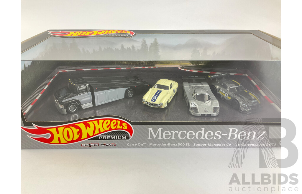 Boxed Hot Wheels Real Riders Mercedes Benz Set