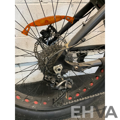 OVERRIDE Electric Bike