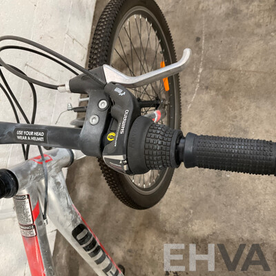 FLUID Steel Series Bike