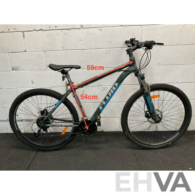 FLUID Momentum Mountain Bike