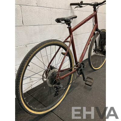 MARIN Kentfiels Hybrid Bike Size XL