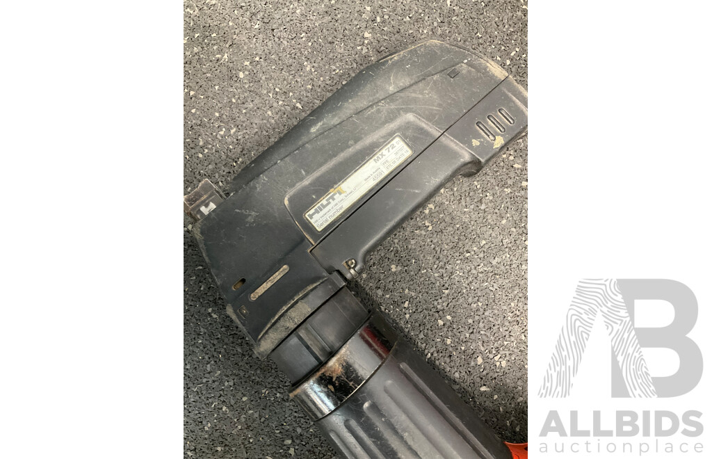 HILTHI Powder-Actuated Tool DX 5 MX with Nail Magazine