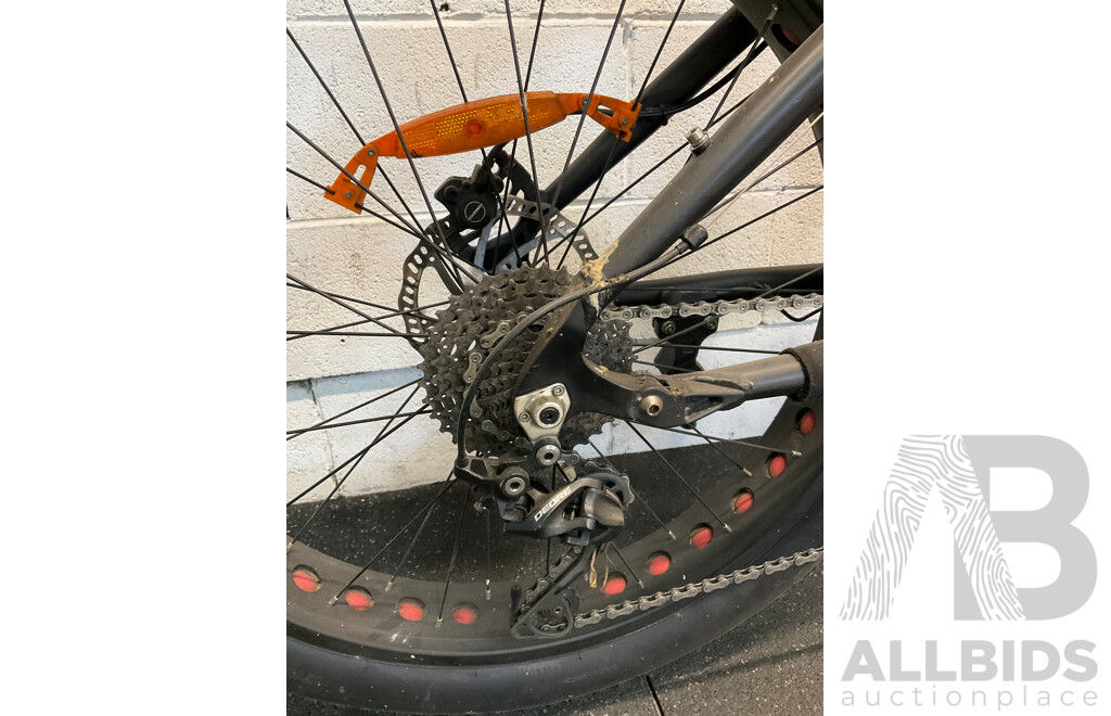 OVERRIDE Electric Bike
