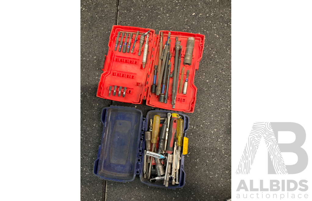 MILWAUKEE Packout Open Tote with Assorted Tools