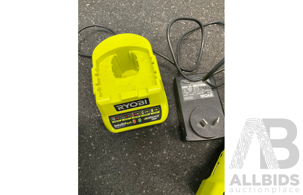 RYOBI ONE+ 18V (RMR1801) Multi Tool, (R18R) Radio and Battery Charger