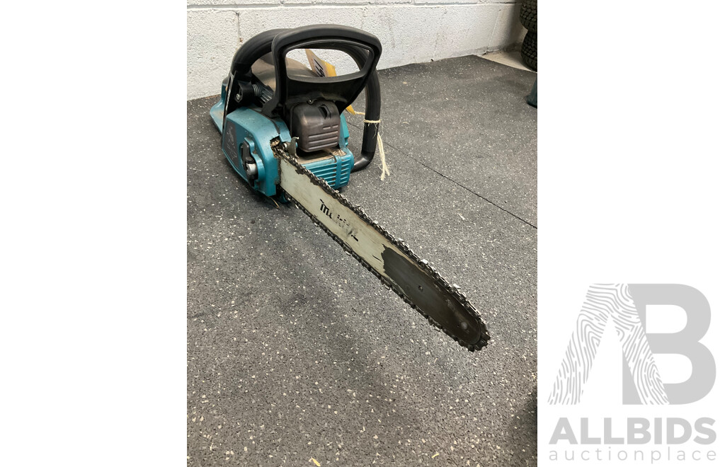MAKITA (EA3201S) Chainsaw