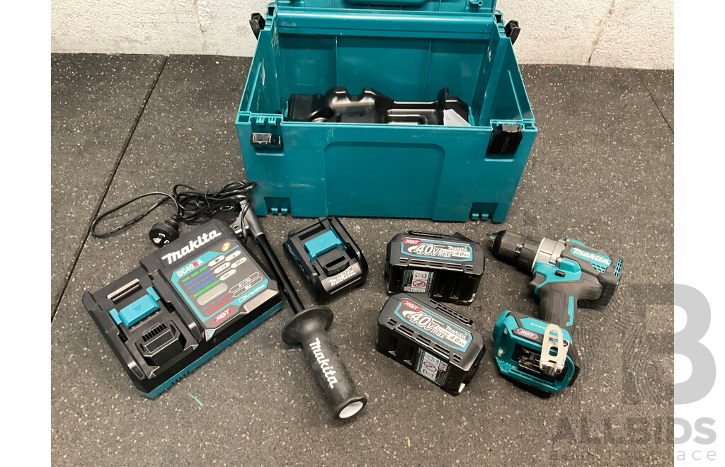 MAKITA (DF001G) 40V Max Li-ion XGT Cordless Brushless Driver Drill Combo Kit
