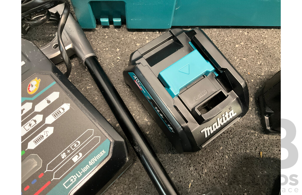 MAKITA (DF001G) 40V Max Li-ion XGT Cordless Brushless Driver Drill Combo Kit